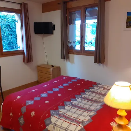 2- 4 Personnes Linge De Lit Inclus * Orelle